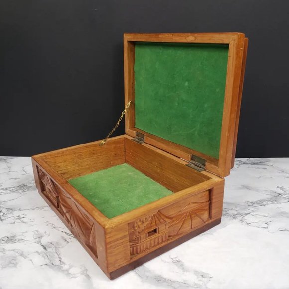 Hand Carved Wood Box Village Scene Vintage - Picture 12 of 13